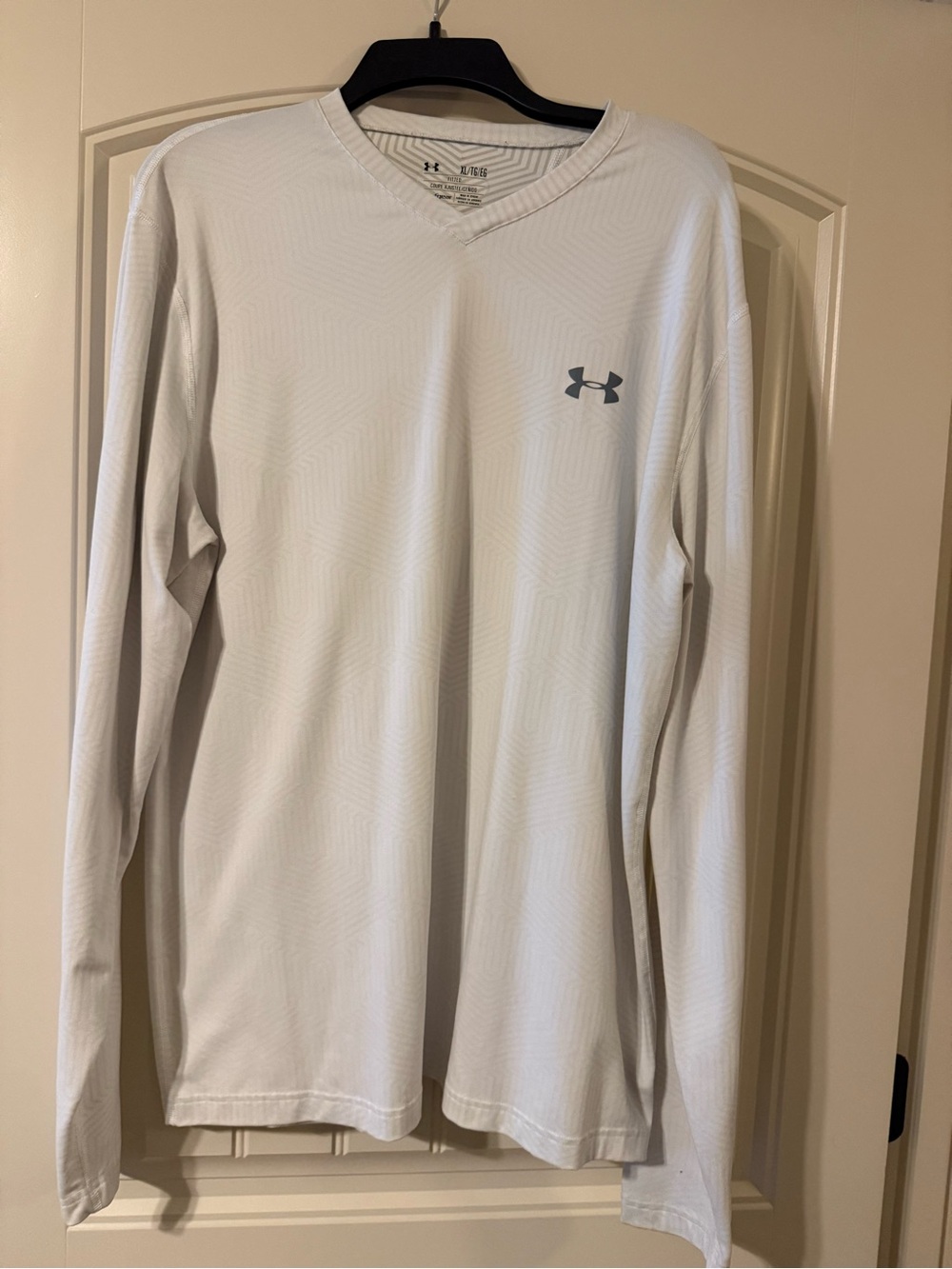 Under Armour White Long Sleeve V-Neck Performance Shirt with Gray Logo